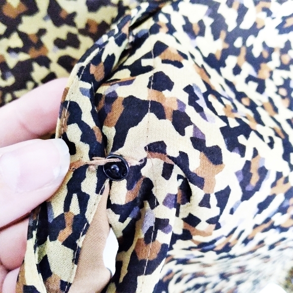 Vintage Laura Ashley 100% Silk Leopard Print Blouse - Picture 5 of 7